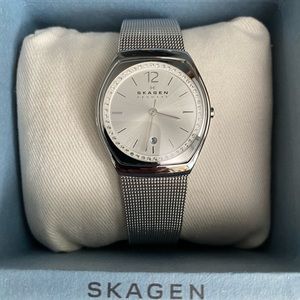 Skagen Silver watch. Brand new. Never worn. Silver